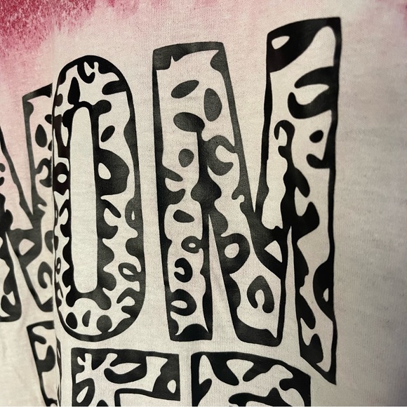 Mom Life Tee - hand bleached - Picture 6 of 8